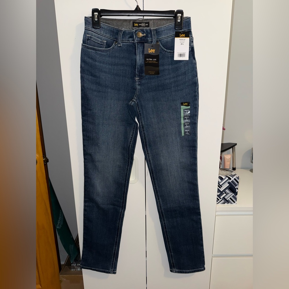 Lee Ultra Lux Blue Straight Leg Jeans size 2, new with tags